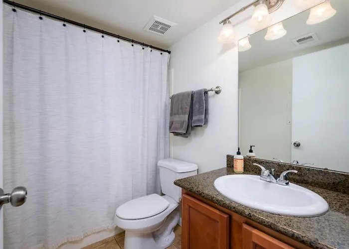 2br Gated Near Old Town Pool Gym Holiday home