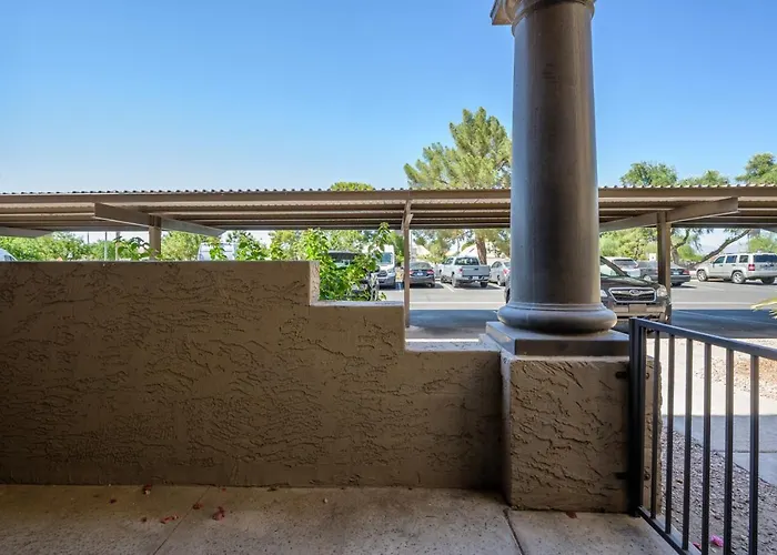 2br Gated Near Old Town Pool Gym *