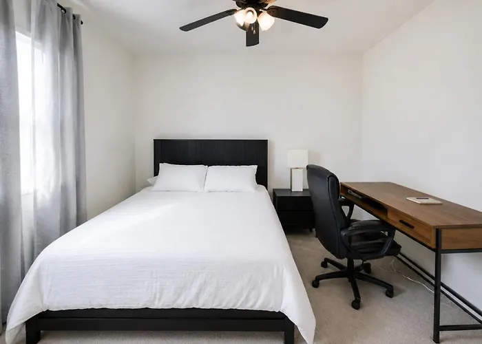 2br Gated Near Old Town Pool Gym * Scottsdale
