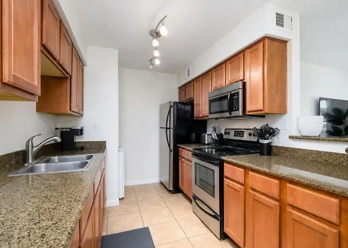 2br Gated Near Old Town Pool Gym Holiday home Scottsdale